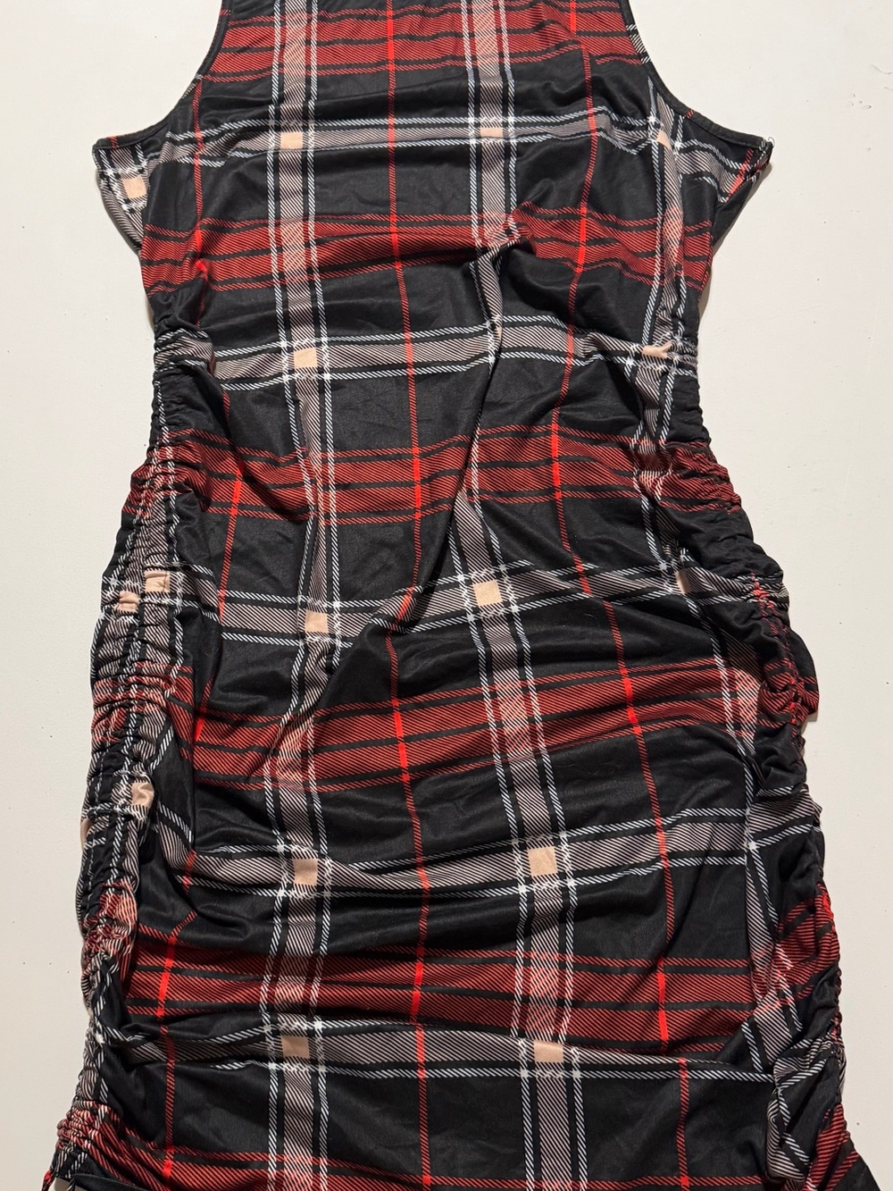 Sleeveless Plaid Midi Dress with Side Ruching - Red/Black